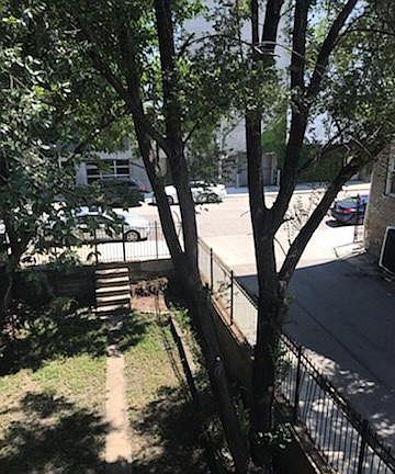 2nd image of 1616 N Bosworth Ave APT 2F