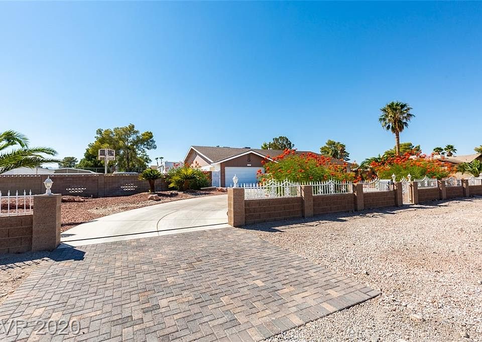 1st image of 2783 S Torrey Pines Dr