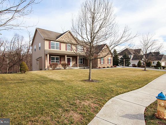 2nd image of 109 Balfour Dr