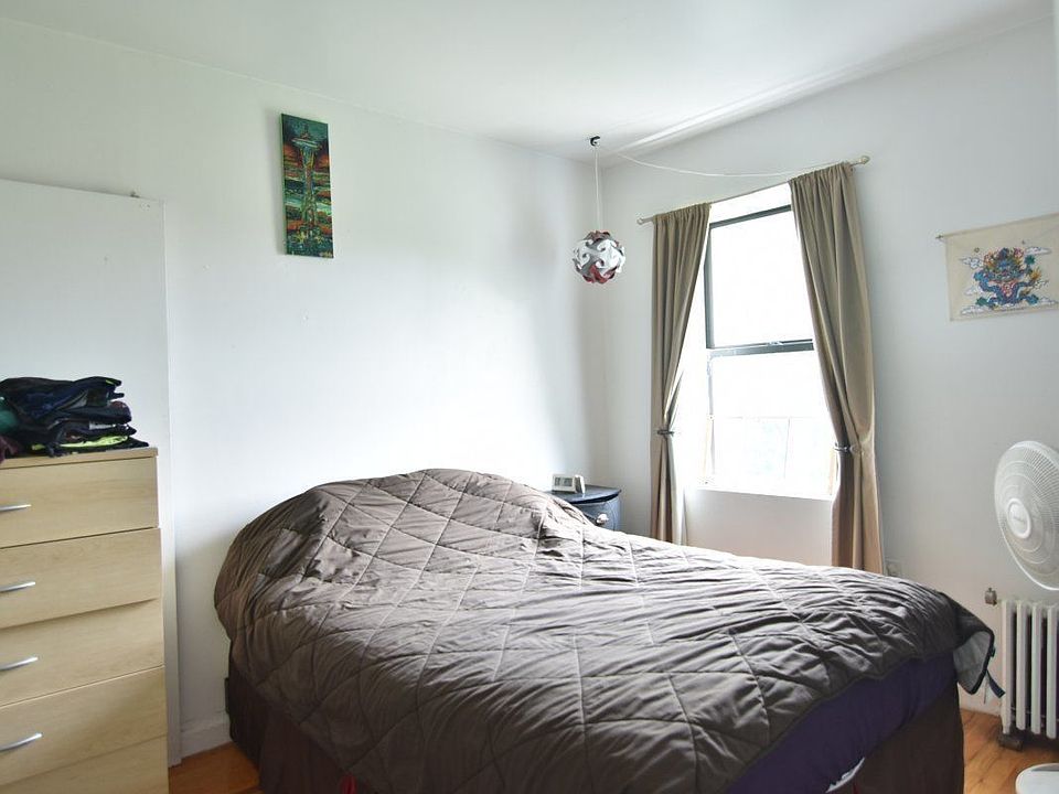 2nd image of 206 Saint Nicholas Ave #5RR