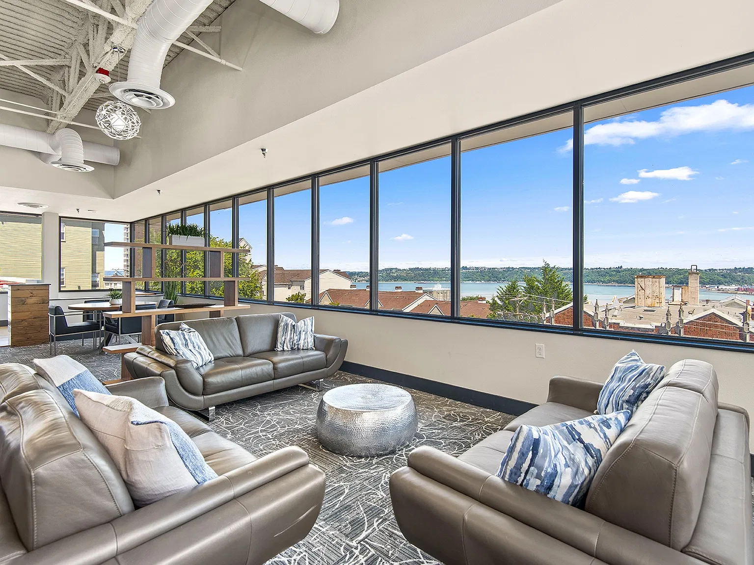 The Orion Apartments — Photo 1