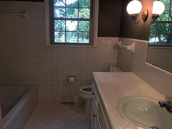 4th image of 5303 Highway 31w Ct
