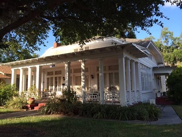 1st image of 836 Park Hill Ave