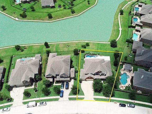 3rd image of 27006 Wooded Canyon Dr