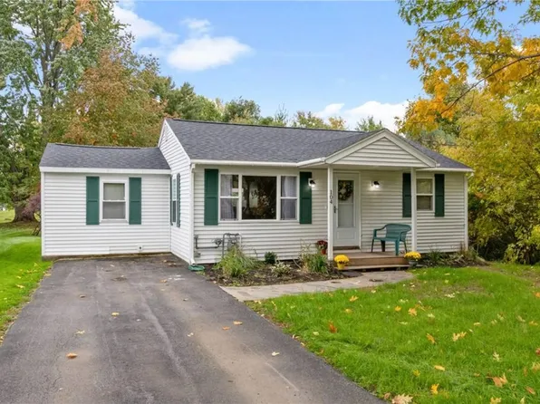 104 E Richmond Rd, East Syracuse, NY 13057