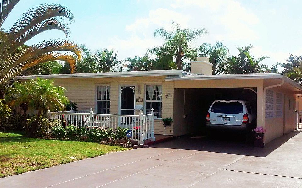 1st image of 1546 NE 33rd St