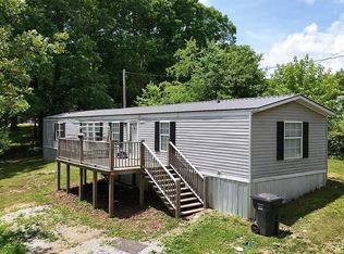 647 W Robbins Rd, Robbins, TN 37852