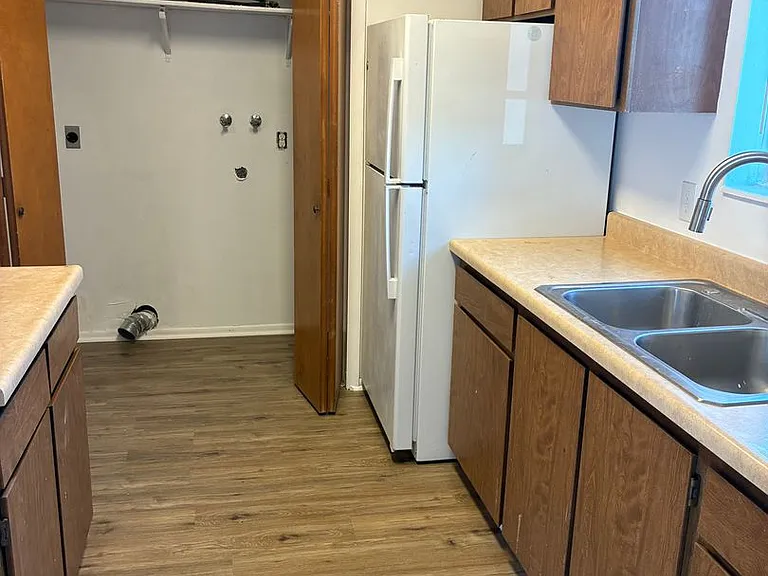 2047 N Buckboard Dr — Photo 5