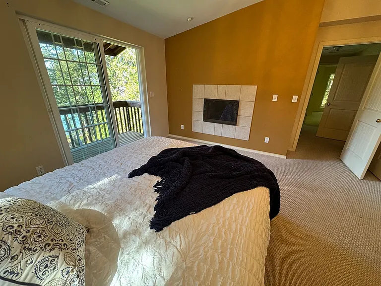 7604 Holiday Blvd — Photo 12