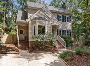 2106 Meade Ln, Durham, NC 27707