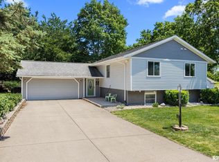 212 N Ostrom Ave, Princeville, IL 61559