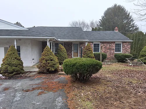 312 N Sandy Hill Rd Photo 1