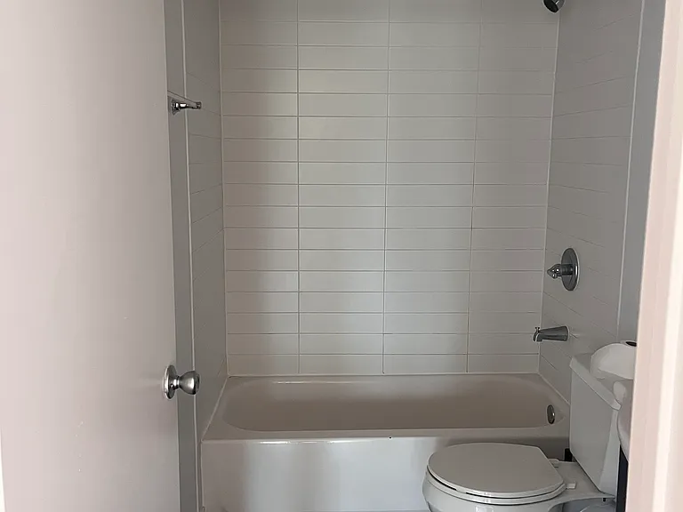 20 Sidney Pl #3B — Photo 12
