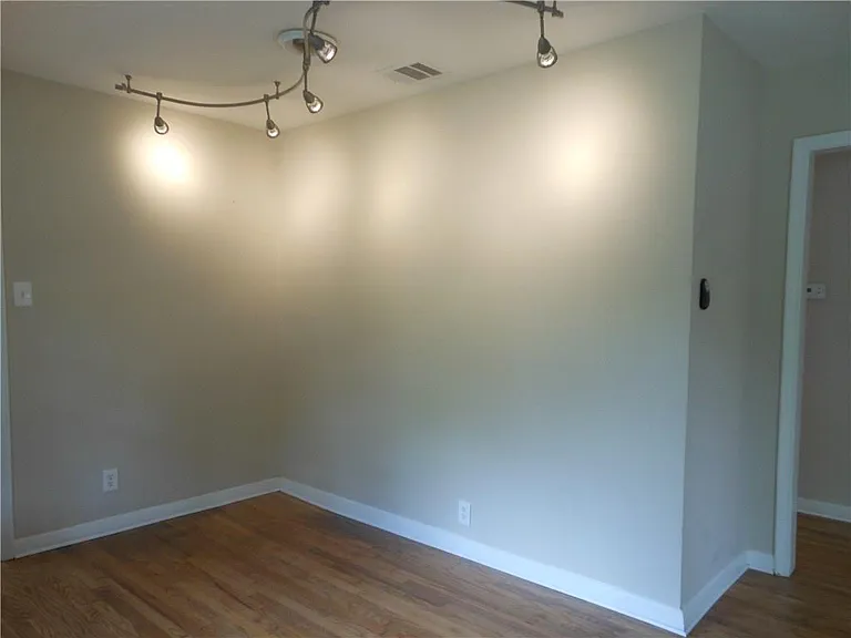 4615 Banister Ln — Photo 5