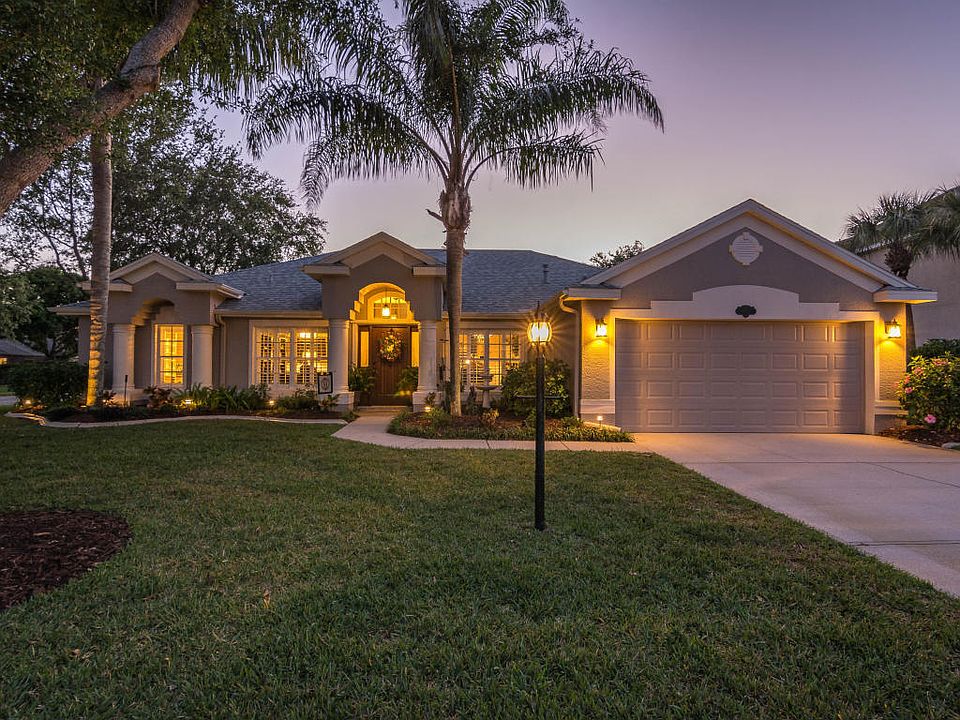 1st image of 6042 Newbury Cir.