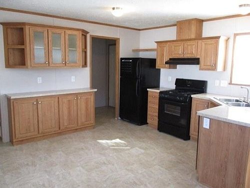 2nd image of 2906 Arbutus St