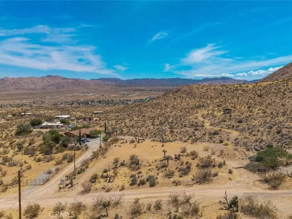 58701 Los Coyotes Dr Lot 67, Yucca Valley, CA 92284