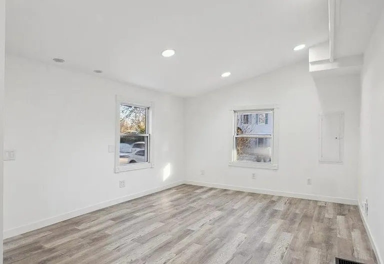 25 Mill St #1 — Photo 2