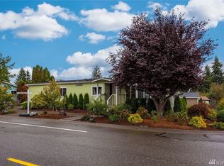 12700 NE Hollyhills Dr, Bothell, WA 98011