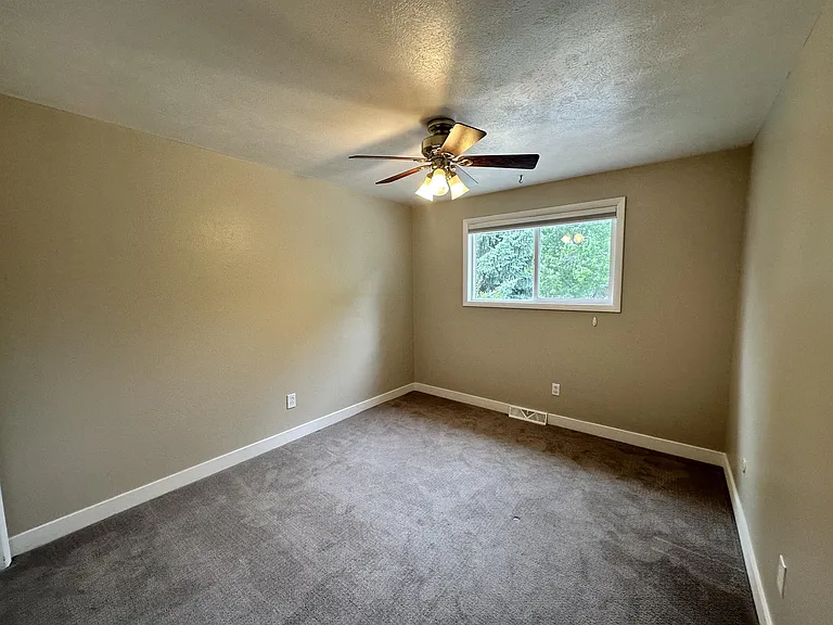 7628 S Eaton Way — Photo 18