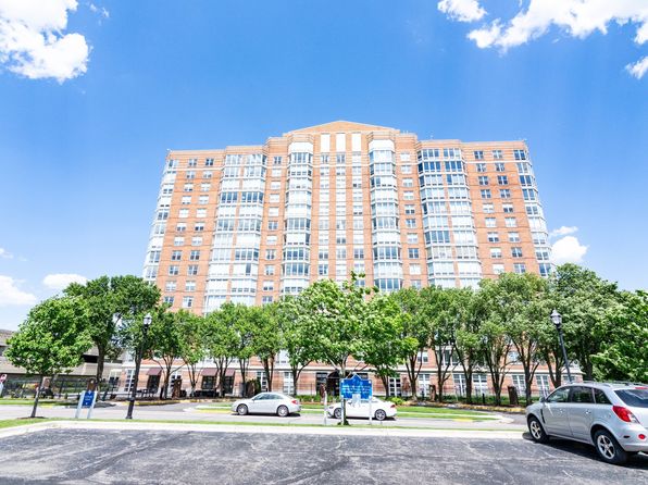 250 E Harbortown Dr APT 1409, Detroit, MI 48207