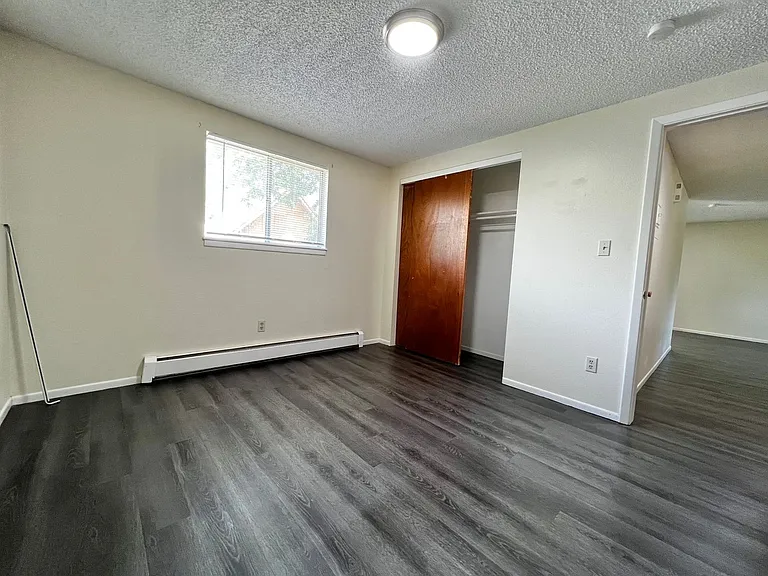 West527 — Photo 11