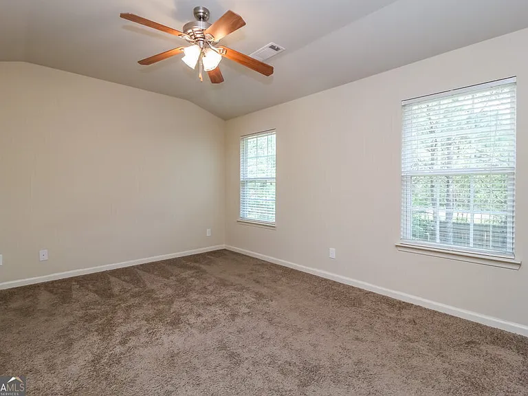 5013 Amethyst Dr — Photo 22