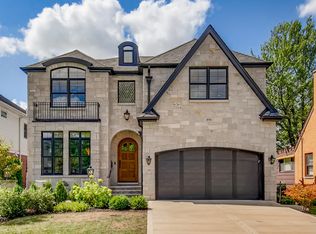 496 S Cottage Hill Ave, Elmhurst, IL 60126