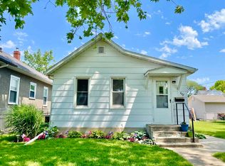 442 3rd Ave N, Clinton, IA 52732