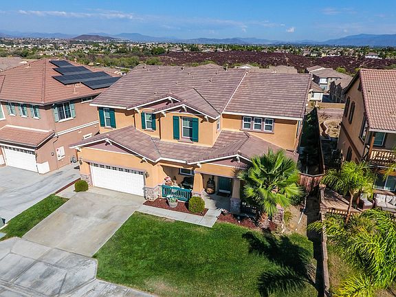 3rd image of 40346 Ariel Hope Way