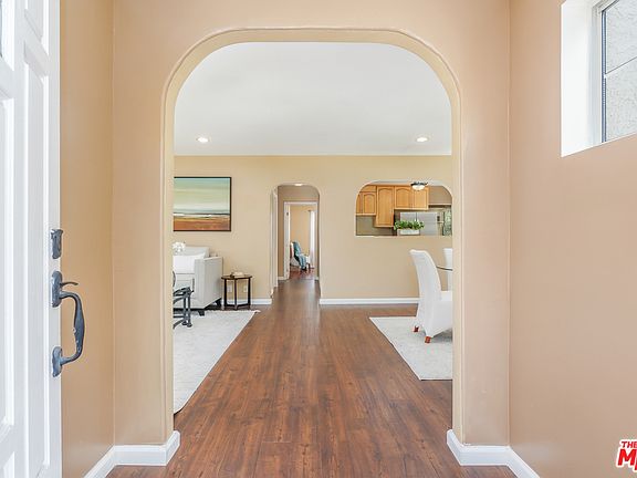 5th image of 5639 Beck Ave
