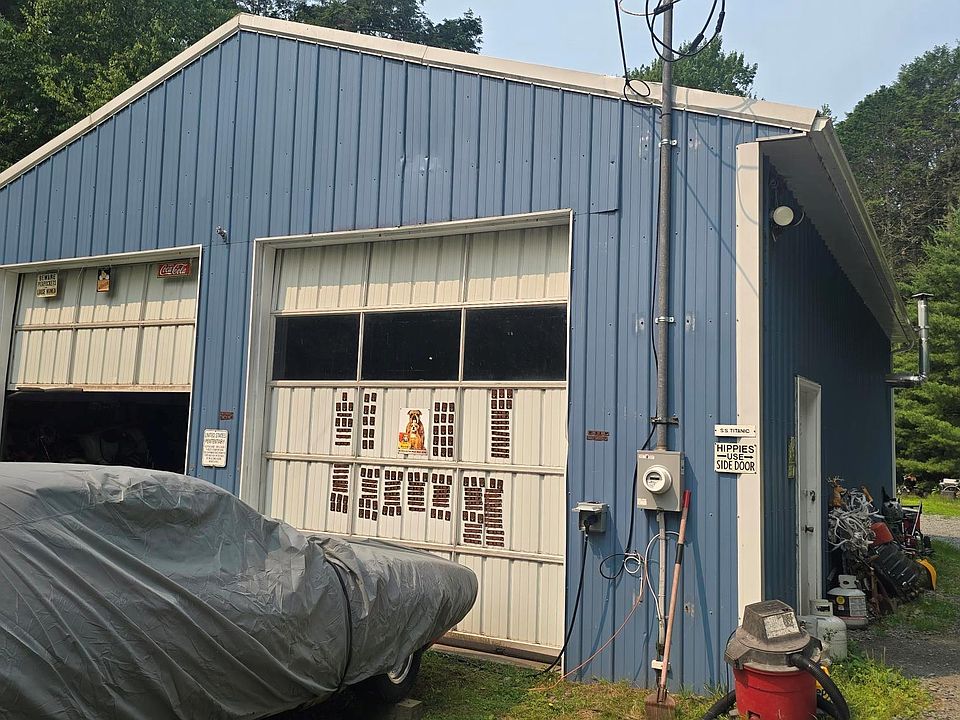1st image of 628 Sackett Lake Road