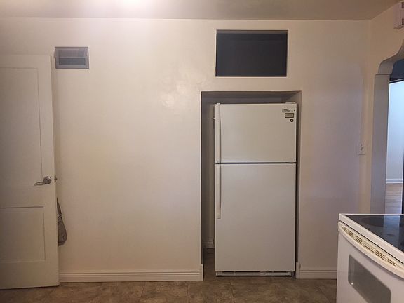 4th image of 1402 W 1st St