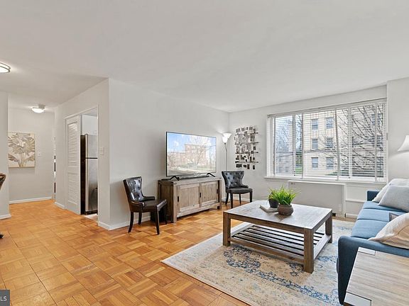 2nd image of 4100 W St NW