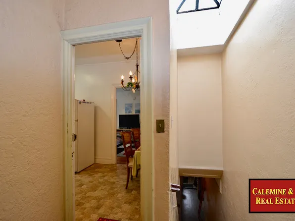 2151 East 1st Street image 12 of 34