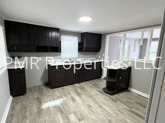 4th image of 2529 S 13th St