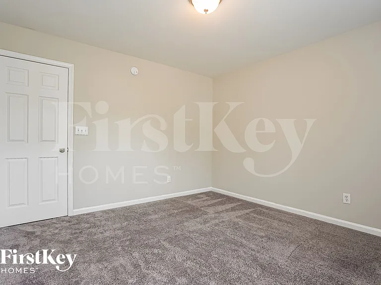 5048 Babbling Brook Dr — Photo 17