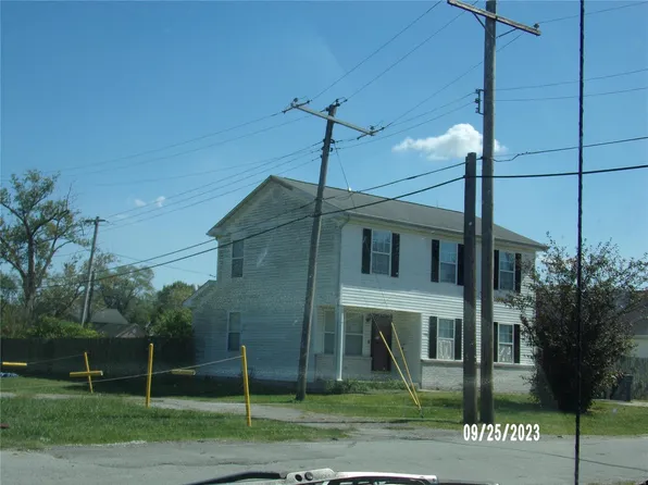 1138 N 41st St, East Saint Louis, IL 62204