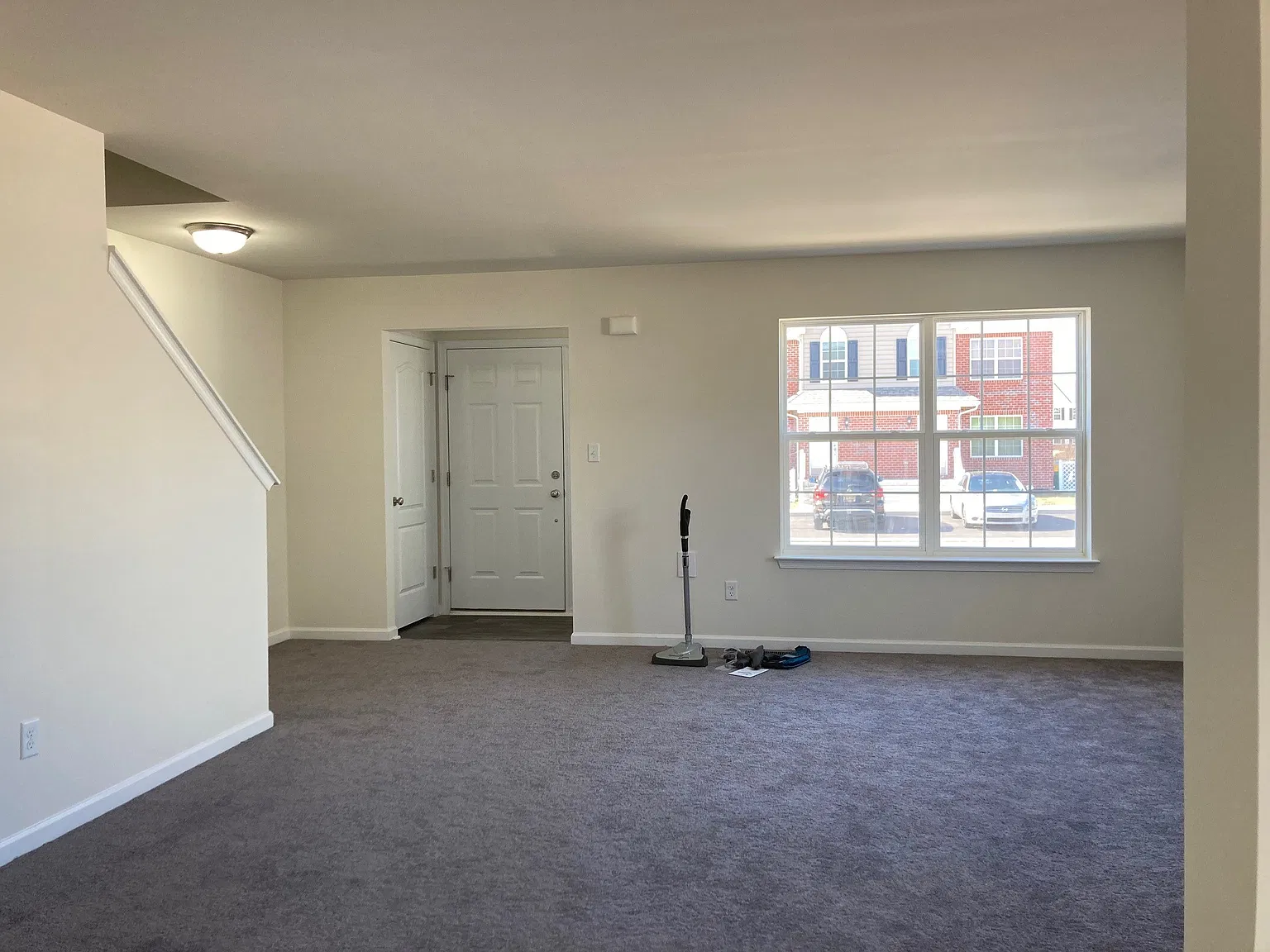 3 bed, 1496 sqft, $2,000 — Photo 3