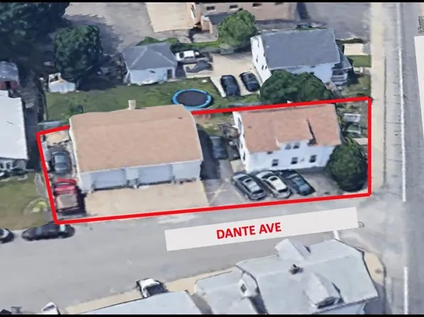 636 Killingly St, Johnston, RI 02919