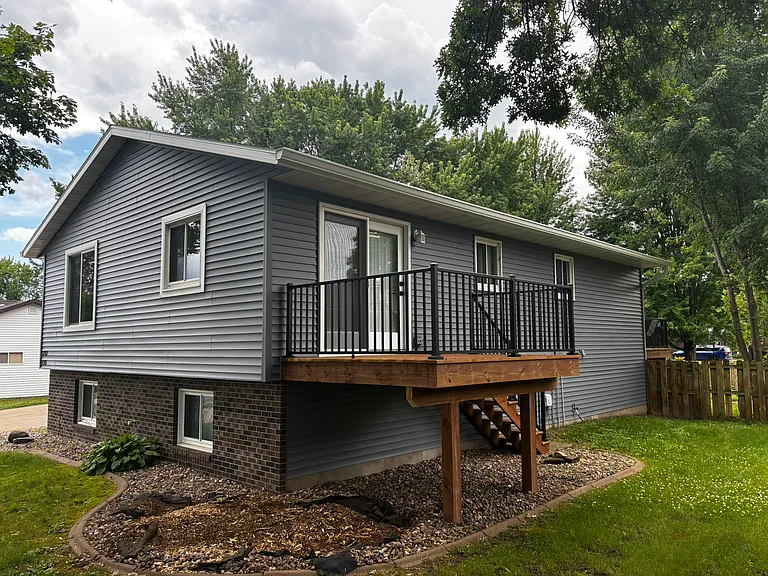 Exterior Right