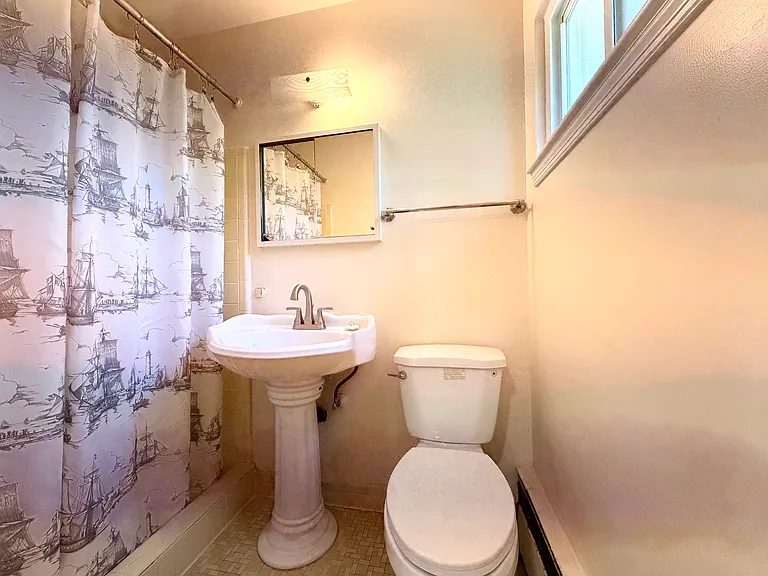7529 Cayuga Ave — Photo 28