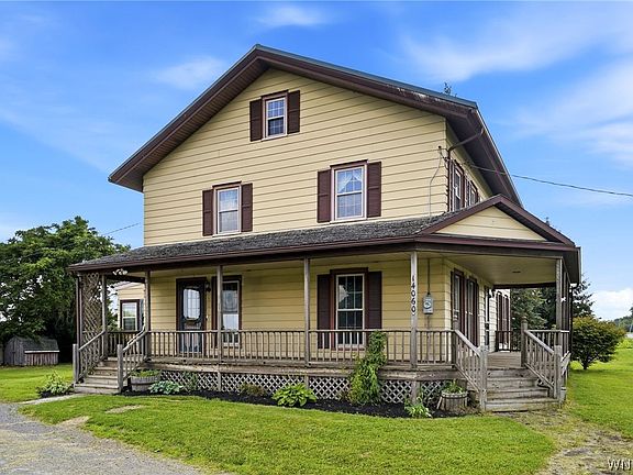 5th image of 14060 Maple St