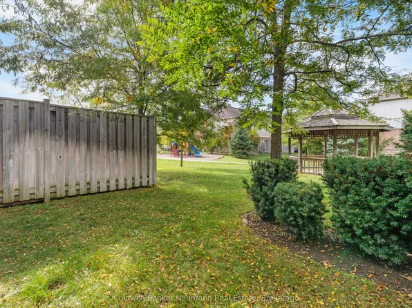 1035 Victoria Rd S #71, Guelph, ON N1L 0H5