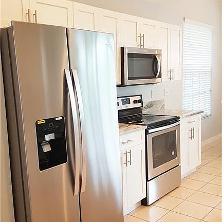 5th image of 9200 Belleza Way APT 101