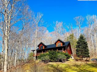 128 Wolf Den Trl, Warrensville, NC 28693