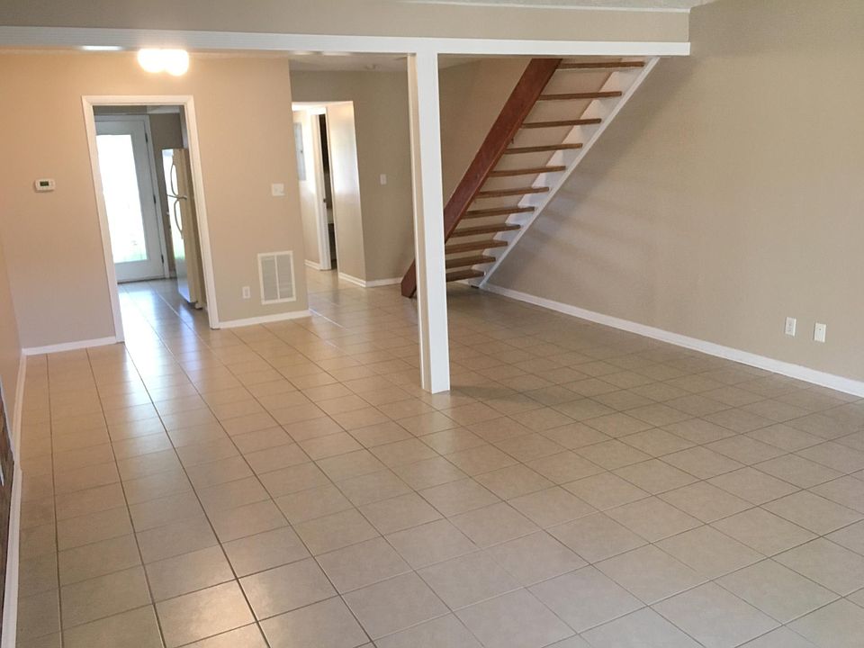 1st image of 7442 Country Brook Dr