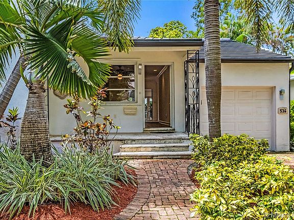 2nd image of 536 Almeria Ave #0