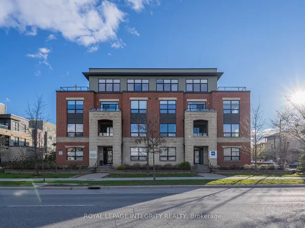 301 Bayrose Dr #305, Ottawa, ON K2J 5W3