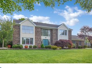 5 Chestnut Ct, Princeton Jct, NJ 08550